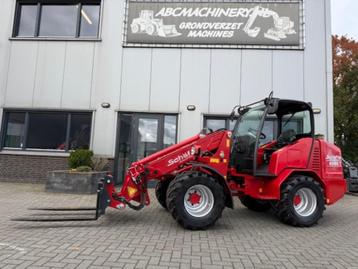 Schaffer 442 45pk Minishovel Kniklader Giant Weidemann beschikbaar voor biedingen