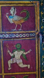 Handbeschilderd hindu raamluik met mythische mens-dieren, Ophalen of Verzenden