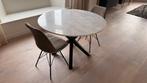 Ronde eettafel massief marmer met 2 stoelen, Huis en Inrichting, Tafels | Eettafels, Ophalen, Rond, Zo goed als nieuw, Vier personen
