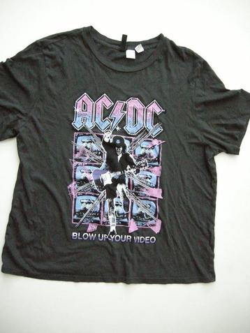 Zwarte shirt AC/DC - zgan beschikbaar voor biedingen