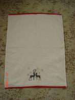 2 X handdoek hert wit/rood, Diversen, Kerst, Ophalen of Verzenden, Nieuw