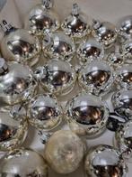 -	Kerstballen zilver retro 48 stuks, Diversen, Kerst, Ophalen of Verzenden