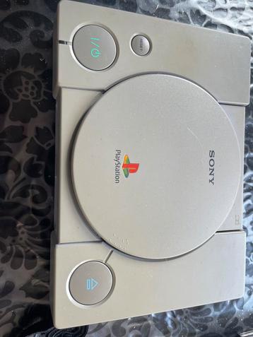 Play Station 1  beschikbaar voor biedingen