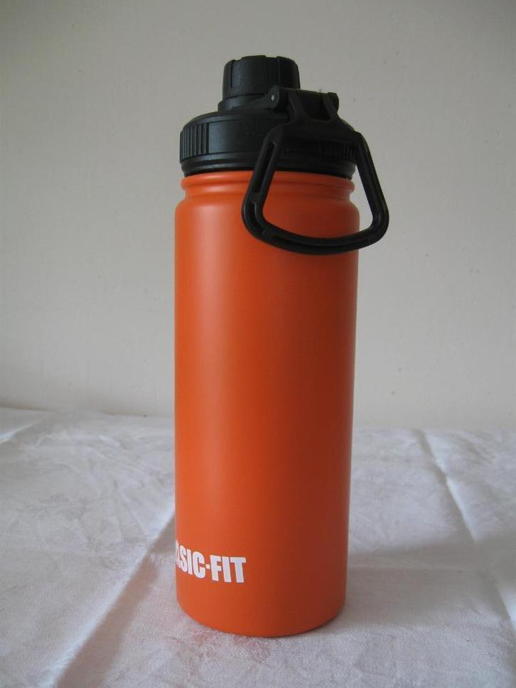 metalen BIDON van Basic Fit nieuw, Sport en Fitness, Bidons, Nieuw, Ophalen of Verzenden