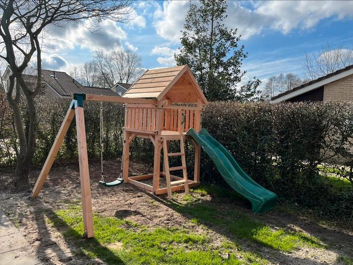 Douglas speeltoestel schommel glijbaan, Kinderen en Baby's, Speelgoed | Buiten | Speeltoestellen, Nieuw, Glijbaan, Ophalen of Verzenden