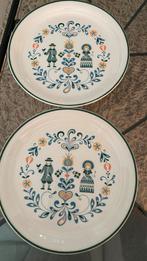 2 Arklow Pottery Dessertborden - Lad and Lassie, Ophalen of Verzenden, Zo goed als nieuw, Bord(en), Overige stijlen