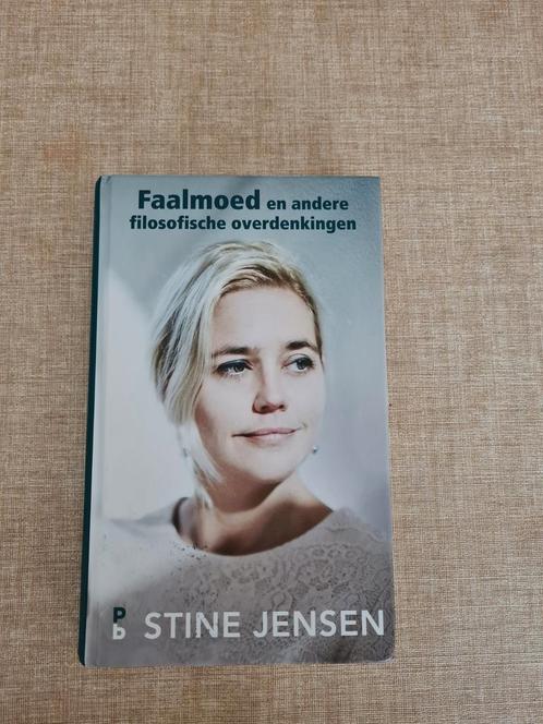 Stine Jensen - Faalmoed en andere filosofische overdenkingen, Boeken, Essays, Columns en Interviews, Zo goed als nieuw, Ophalen of Verzenden