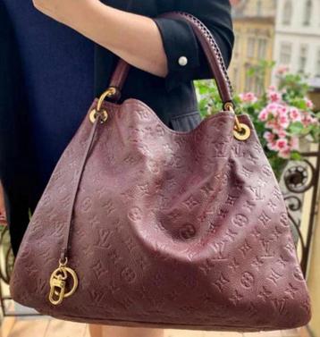 Louis Vuitton tas Artsy Monogram Empreinte Learher beschikbaar voor biedingen