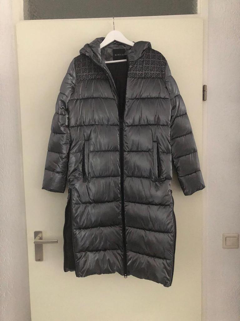 Nikkie puffer jas nieuw, Kleding | Dames, Jassen | Winter, Nieuw, Maat 36 (S), Grijs, Ophalen of Verzenden