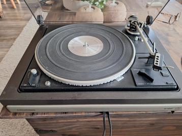 Grundig P100 Platenspeler - Vintage Draaitafel beschikbaar voor biedingen
