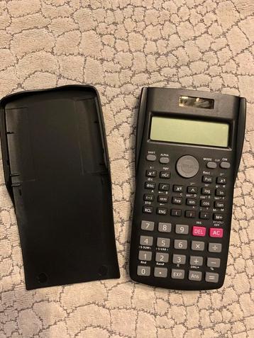 Wetenschappelijk rekenmachine beschikbaar voor biedingen