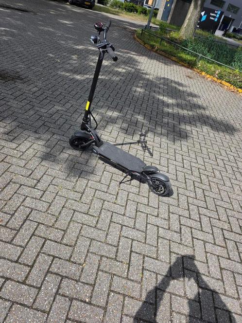 Kaboo Mantis Step NIEUW IN DOOS, Fietsen en Brommers, Steps, Nieuw, Elektrische step (E-scooter), Ophalen of Verzenden