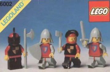 Lego Castle Classic Castle 6002 Castle Figures   beschikbaar voor biedingen