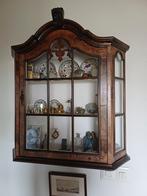 Antiek Vitrinekastje Walnoot, Ophalen