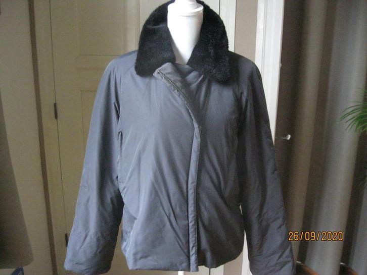 CLAUDIA STRATER jas:mt 42, Kleding | Dames, Jassen | Winter, Zo goed als nieuw, Maat 42/44 (L), Grijs, Ophalen of Verzenden