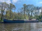 Varend woonschip evt. met woonligplaats aan het bos, Verkoop zonder makelaar, 7 kamers, 125 m², Amsterdam