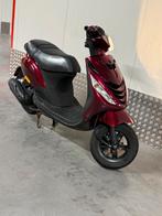 Piaggio zip 4t 2e eigenaar candy rood, Fietsen en Brommers, Scooters | Piaggio, Ophalen, Zip, 49 cc, Zo goed als nieuw