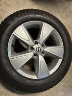 ORIGINELE  VOLVO XC 40DEMO WINTERSET MET MICHELIN  17", Auto-onderdelen, Banden en Velgen, Gebruikt, Banden en Velgen, 17 inch