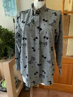 Blouse dames maat 40 ,met velours vlinders erop, Ophalen of Verzenden, Zo goed als nieuw