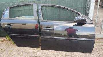 OPEL VECTRA C PORTIEREN RV+RA BJ 2003 beschikbaar voor biedingen