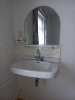 Wasbak met marmeren planchet ,spiegel en kraan, Huis en Inrichting, Badkamer | Badkamermeubels, Minder dan 100 cm, 25 tot 50 cm