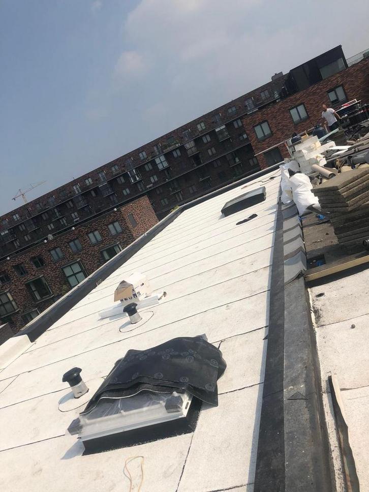 Uw dak is onze zorg, Diensten en Vakmensen, Dakdekkers en Rietdekkers, Garantie