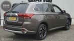 Mitsubishi Outlander 2.0 PHEV Apple Carplay/Android Auto, Automaat, 4 cilinders, Leder en Stof, LED verlichting
