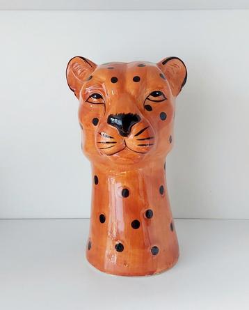 Luipaard vaas beschikbaar voor biedingen