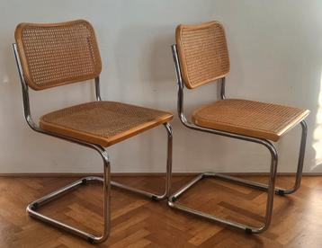 Twee vintage, buisframe stoelen webbing. Italië. Cesca beschikbaar voor biedingen