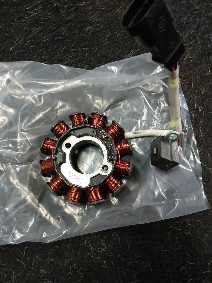 Nieuwe originele ontsteking voor Piaggio Zip Euro 4., Fietsen en Brommers, Brommeronderdelen | Scooters, Nieuw, Piaggio, Overige typen