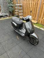 50 cc GTS Toscana (Carbon fiber), Fietsen en Brommers, Zo goed als nieuw, Benzine, Ophalen, Overige merken