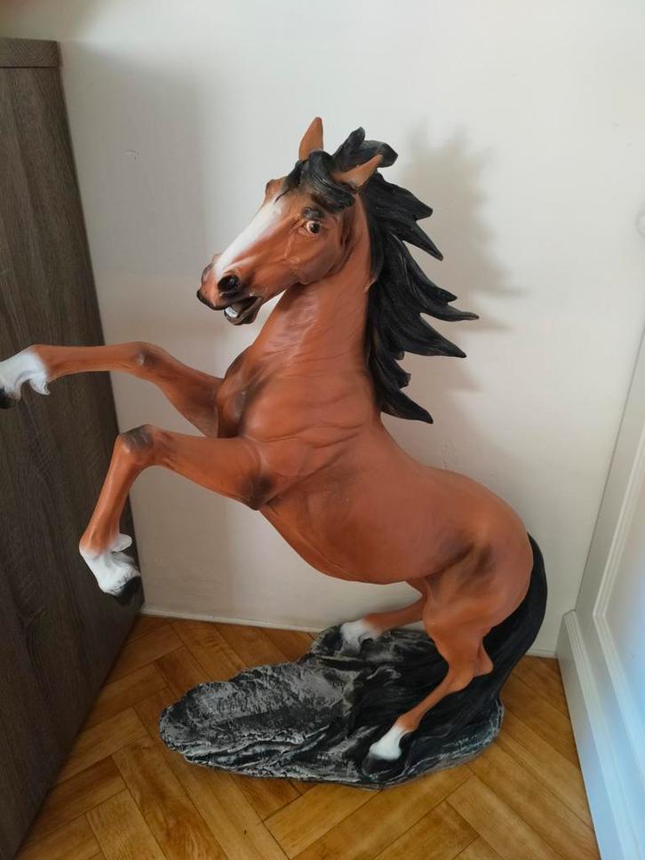 Groot Polystone Paard - Prachtig Decoratiebeeld, Antiek en Kunst, Kunst | Beelden en Houtsnijwerken, Ophalen