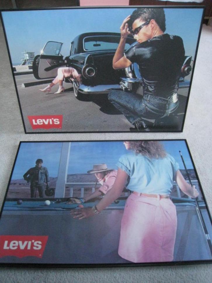2x zwarte metalen kader met reclameposter Levis, Verzamelen, Posters, Gebruikt, Film en Tv, A1 t/m A3, Ophalen of Verzenden