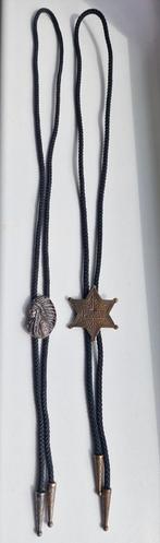 Bolo tie kettingen set van 2 voor 5 euro, Sieraden, Tassen en Uiterlijk, Kettingen, Ophalen of Verzenden, Zo goed als nieuw, Overige materialen
