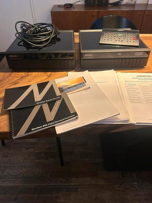 Meridian 568/562v.2 Surround System voorversterker, Audio, Tv en Foto, Versterkers en Receivers, Zo goed als nieuw, Stereo, Overige merken