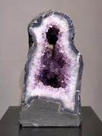 Amethist Geode, 10,8 kg., 33cm hg. en 19cm br. 189,- euro, Ophalen, Mineraal