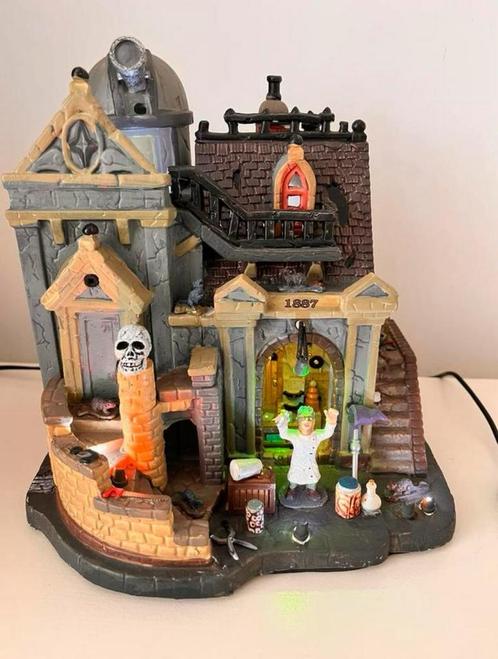 Lemax dr. Gloom N. Doom’s Laboratory, Diversen, Kerst, Gebruikt, Ophalen of Verzenden