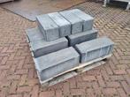 12 betonpoeren 22 x 22 x 58 cm - nr: D40, Ophalen, Nieuw
