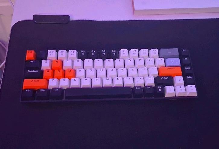 MageGee Portable 65% Mechanical Gaming Keyboard, MK-Box, Computers en Software, Toetsenborden, Gebruikt, Ophalen