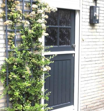 Buitendeur beschikbaar voor biedingen