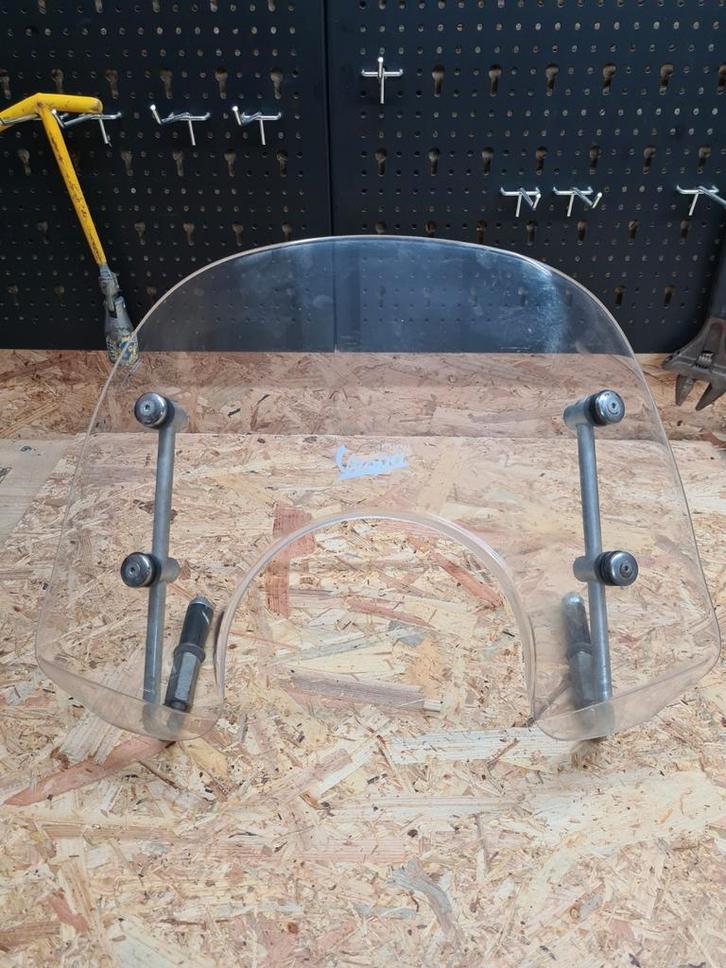 Originele vespa windscherm laag model, Fietsen en Brommers, Scooters | Vespa, Zo goed als nieuw, Vespa S, Ophalen of Verzenden