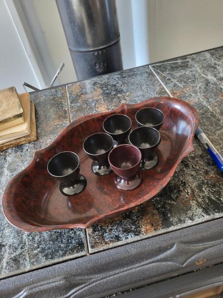 Vintage Bakelieten Eierdopjes Set met Serveerblad, Antiek en Kunst, Antiek | Keukenbenodigdheden, Ophalen of Verzenden