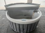 Ronde Balboa jacuzzi 4 persoons 170cm doorsnede, Tuin en Terras, Bubbelbaden en Hottubs, Ophalen of Verzenden, Zo goed als nieuw