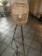 Staande lamp Rotan, Ophalen, Zo goed als nieuw