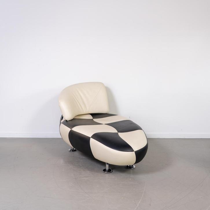 1x Leolux Kikko Chaise Longue Wit/Zwart Leer - Geblokt, Huis en Inrichting, Banken | Sofa's en Chaises Longues, Gebruikt, Eenpersoons