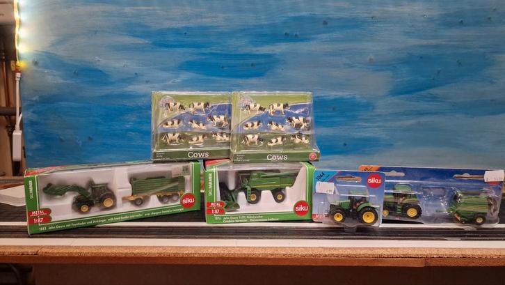 SIKU John Deere Collectie - Nieuw in Verpakking, Hobby en Vrije tijd, Modelauto's | 1:87, Nieuw, Hijskraan, Tractor of Landbouw