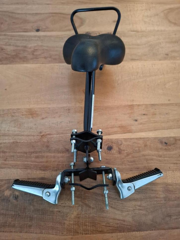 Zadel op stang model 1 kinderzitje, Fietsen en Brommers, Fietsaccessoires | Fietsstoeltjes, Zo goed als nieuw, Voorzitje, 22 t/m 36 kg