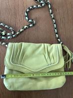 Geel leren tasje, Ophalen of Verzenden, Zo goed als nieuw, Geel, Schoudertasje