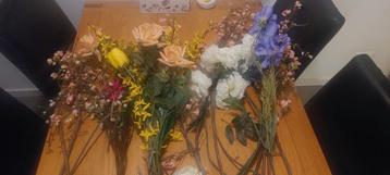 Kunstbloemen Boeket - Rozen & Forsythia beschikbaar voor biedingen