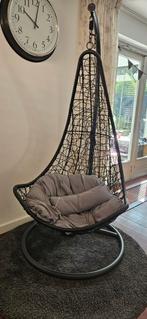 Hangstoel met kussen, Huis en Inrichting, Stoelen, Ophalen, Gebruikt, Zwart, Riet of Rotan